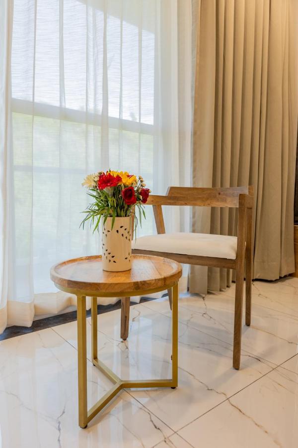 Suramya-A Luxury Boutique Hotel อุเดเปอร์ ภายนอก รูปภาพ