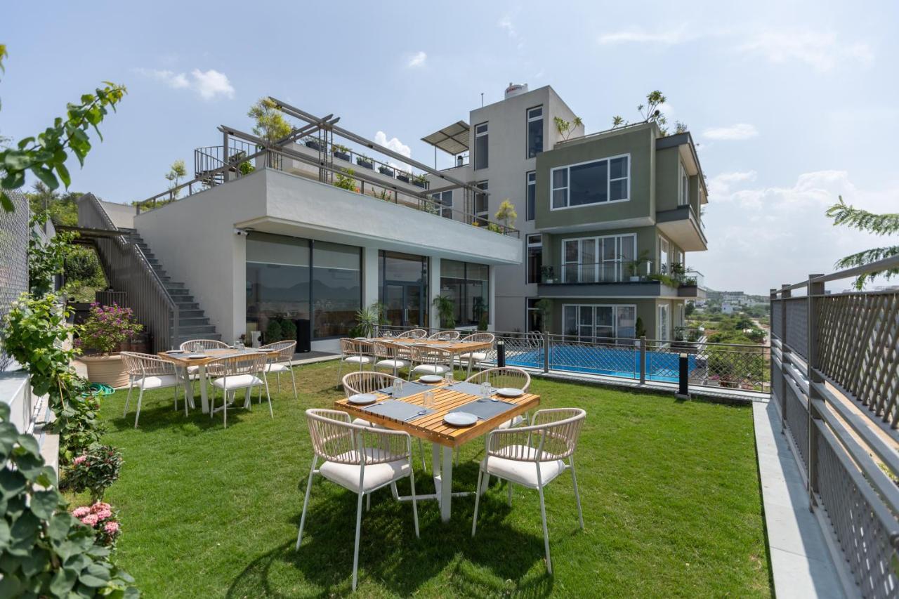 Suramya-A Luxury Boutique Hotel อุเดเปอร์ ภายนอก รูปภาพ