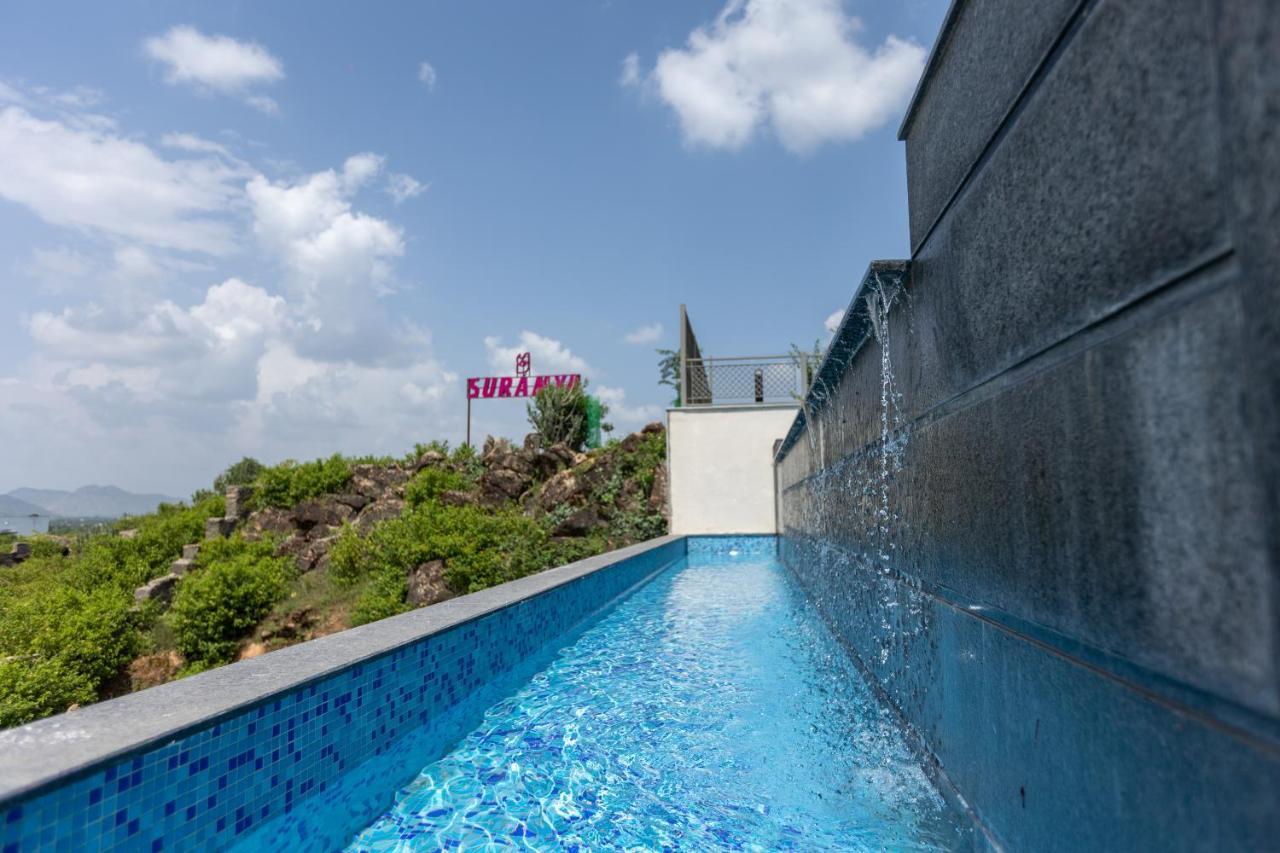 Suramya-A Luxury Boutique Hotel อุเดเปอร์ ภายนอก รูปภาพ