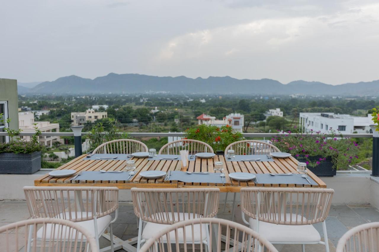 Suramya-A Luxury Boutique Hotel อุเดเปอร์ ภายนอก รูปภาพ